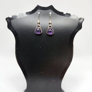 Sterling silver Amethyst drop dangling earrings!  Beautiful purple amethysts!